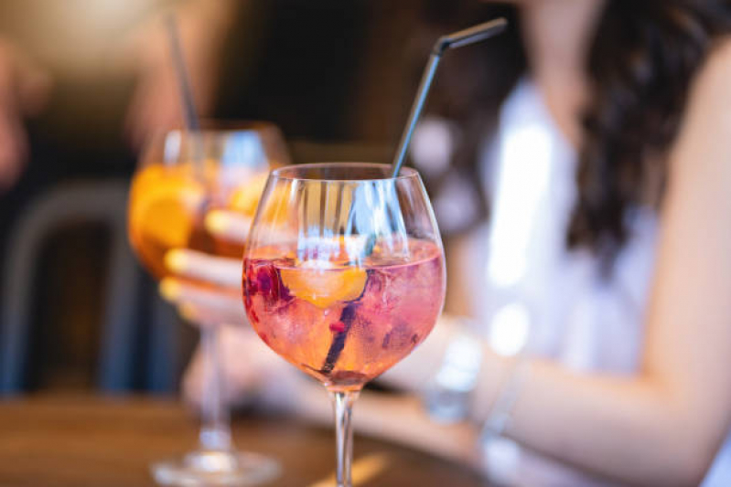 Contratar Bar de Gin para Festas Jardim Rosana - Bar de Gin para Eventos Sociais