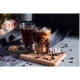 drink de café gelado para festa Jardim das Oliveiras